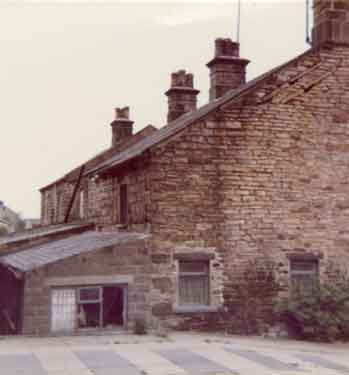 Unidentified housing prior to demolition, Stocksbridge