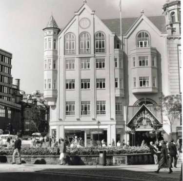 Entrance to Orchard Square Shopping Centre, Fargate, with Goodwin Fountain