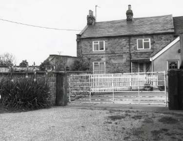 Smeltings Farm (latterly Smeltings Farm Riding Centre), Ringinglow Road