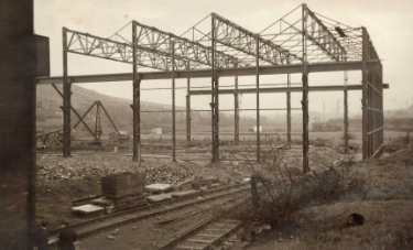 Construction of extension to (Lee of Sheffield Ltd.) Arthur Lee and Sons Ltd., steel manufacturers, Trubrite Works, Meadowhall