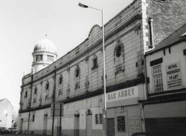 Former Abbeydale Picture House, Abbeydale Road showing (centre) No. 383 Bar Abbey