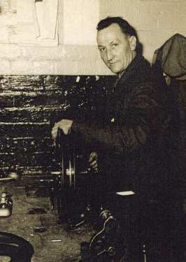Arthur Norton, chief projectionist of Walkley Palladium, South Road