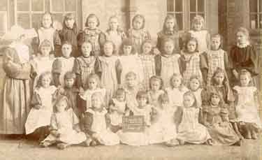 Group V, St Josephs RC School, [Howard Road, Walkley]