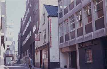 Mulberry Tavern, No. 2 Mulberry Street looking towards High Street