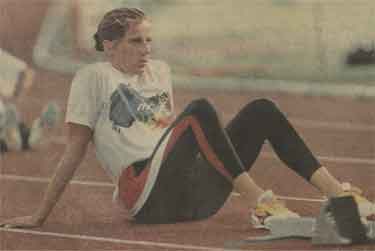 Sally Gunnell, Olympic 400m. hurdles champion at the Lucozade Games, Don Valley Stadium, [Attercliffe]