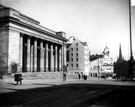 City Hall, Barkers Pool showing (right) the rear of the Grand Hotel