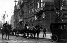 View: s03402 Royal visit of King George V and Queen Mary. Arriving at the Town Hall