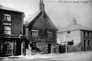 View: s05473 Old Queen's Head public house, No. 40 Pond Hill. Formerly the Hall in the Ponds, earliest mention was in 1582 in an 'inventory of contents' made by George, the Six Earl of Shrewsbury. In 1770, referred to as the former wash-house to Sheffield Manor 