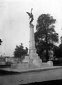 View: s07651 The York and Lancaster Regiment Memorial, commemorates those who fell in the two World Wars, Weston Park