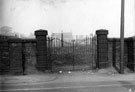 Hadfield Dam, Crookes Road, Gates (demolished 1953) Hadfield Dam, Crookes Road, Gates (demolished 1953)