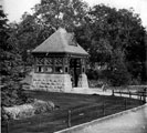 View: s11159 Drinking fountain, Endcliffe Park