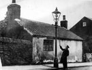 View: s12571 Lamplighter and the last of Sheffield's Hand-Lit Lamps, Fulton Road