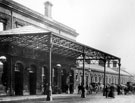 Sheffield Midland railway station with its 1870s frontage before the station was enlarged