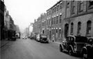Eyre Street, premises on right include No. 34 Truswell's Brewery Co. Ltd.