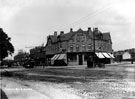 Tram No. 176, Ecclesall Road at Hunter's Bar, No.669 Sheffield Banking Co. on corner, Points Boys Shelter, right