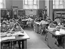 View: s22992 Central Library, Commercial and Technology Library, Surrey Street. Class from the Central Commercial College