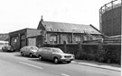 Hoyland Road with (right) Gas Holder, Neepsend Gas Works