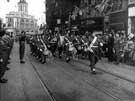 View: s28365 Guard of Honour, Yorks and Lancaster Regiment, Hallamshire Battalion arriving in Fargate for the royal visit of Queen Elizabeth II and HRH Duke of Edinburgh