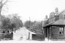 View: t00333 Lodge and gate at corner of Collegiate Crescent and Ecclesall Road