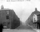View: u00659 Looking up Mitchell Street from Beet Street / Upper Allen Street, showing the The Albion, Mitchell Street and licensed grocers, 244 Upper Allen Street