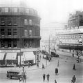 Barkers Pool, showing Cinema House. Town Hall Chambers, Pinstone Street, left