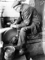 Jack Carl knife grinding at Joseph Elliot and Sons (Sheffield) Ltd., Sylvesters Works Jack Carl knife grinding at Joseph Elliot and Sons (Sheffield) Ltd., Sylvesters Works