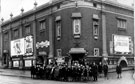 View: v01292 The Star Picture House, Ecclesall Road junction of William Street. Opened 23 December 1915. The first sound film was shown 23 December 1929. Closed as a cinema 17 January 1962. Reopened as Star bingo hall until 1984. Demolished October 1986