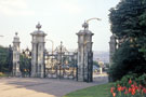 View: w01824 Godfrey Sykes Gates at the entrance to Weston Park, Western Bank