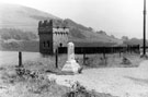 Memorial for 'Tip' the sheepdog, above the Derwent Dam and Reservoir, overlooking the Valley