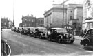 Taxi rank outside the City Hall and Cinema House (extreme right), Barkers Pool