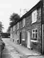 View: s38770 Cottages on Baslow Road, Totley near the junction with Hillfoot Road
