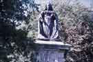View: w02417 Statue and memorial to Queen Victoria, Endcliffe Park