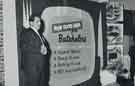 Batchelors Foods Ltd.: Mr R. J. Hutt, general sales manager, welcomes the audience at the Harrogate briefing for the distribution of packet dishes in the Midlands and the North