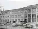 Construction of the front centre section, new Sheffield teaching hospital, Royal Hallamshire Hospital, Glossop Road