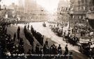 Royal visit of George and Mary, Prince and Princess of Wales (later King George V and Queen Mary) showing them arriving outside the Town Hall