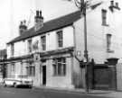 Cuthbert Bank public house, No. 164 Langsett Road showing (left) No. 170 D. Horsfall, corn dealers 