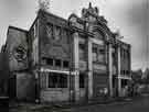 Sheffield Photographic Society Collection: Derelict Adelphi Cinema, Vicarage Road, off  Attercliffe Common