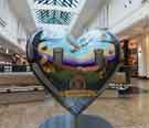 Sheffield Photographic Society Collection: Sheffield Hearts, Meadowhall Shopping Centre Mall