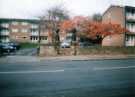 Flats on Richmond Road showing (centre) gate posts for former Richmond Hall Farm